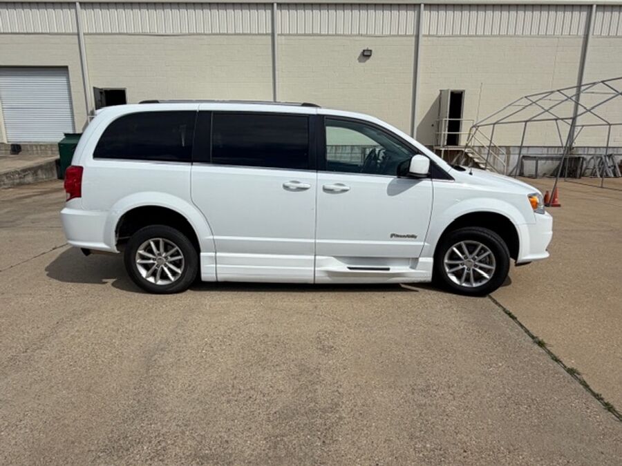 dodge grand caravan 2019 2C7WDGCG8KR777506 image dodge grand caravan 2019 2C7WDGCG8KR777506 image